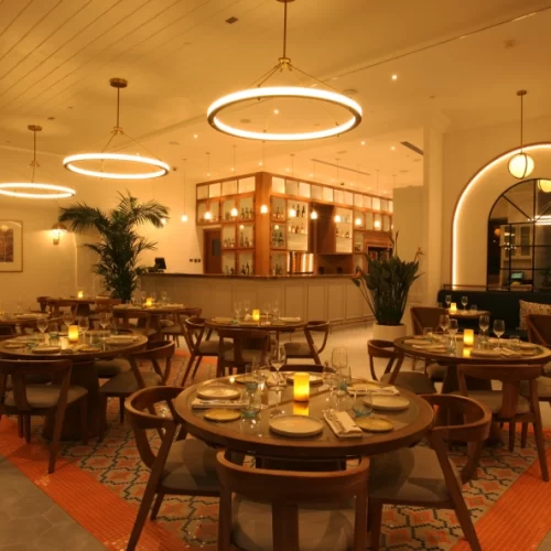 Crossing H Hotel Dubai 1